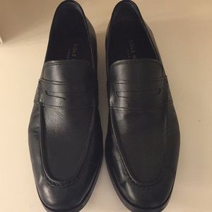 Like New Cole Haan Grand OS Only worn twice.